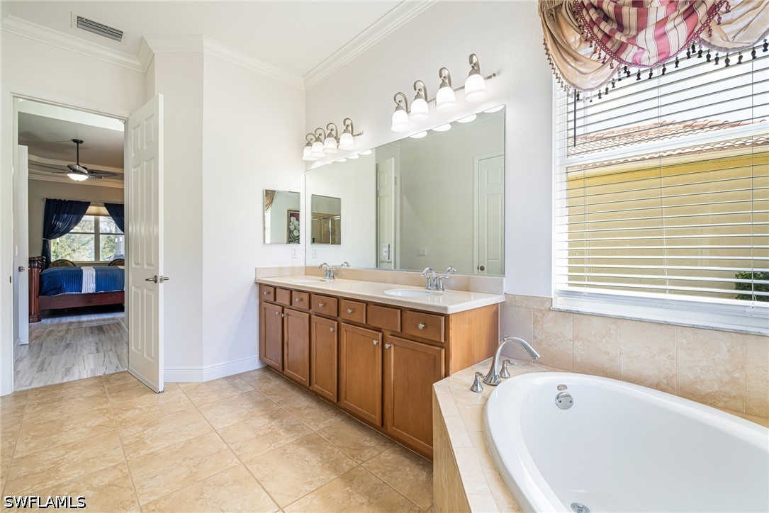 4 Bed Pool Home for Sale in Bella Terra, photo 33