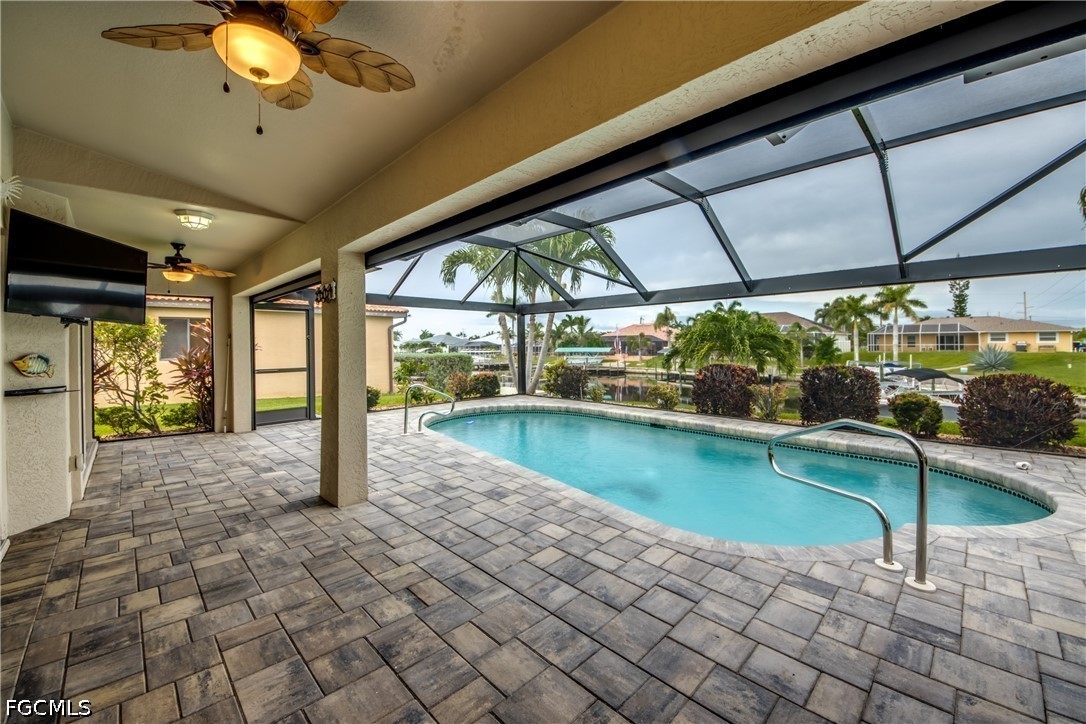 3 Bed Pool Home for Sale in Cape Coral, photo 33