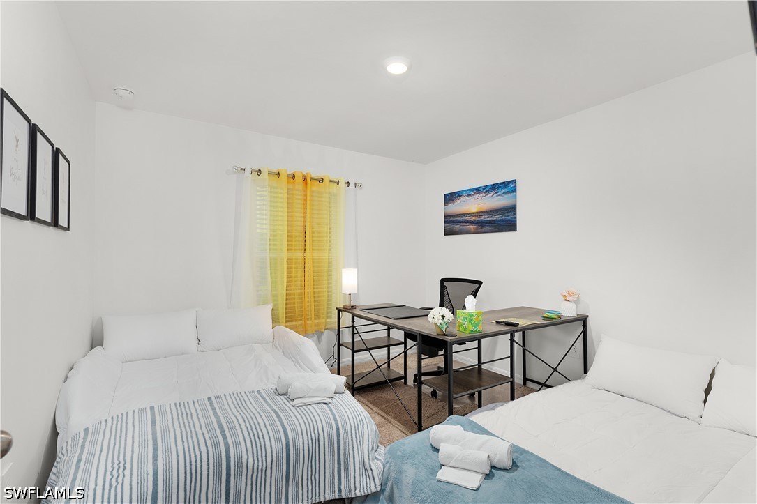 3 Bed SingleFamilyResidence for Sale in Mirror Lakes, photo 33