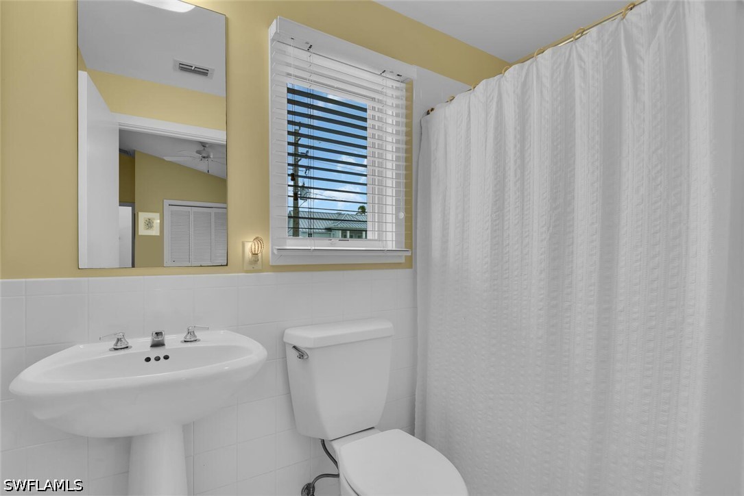 4 Bed SingleFamilyResidence for Sale in Naples, photo 33