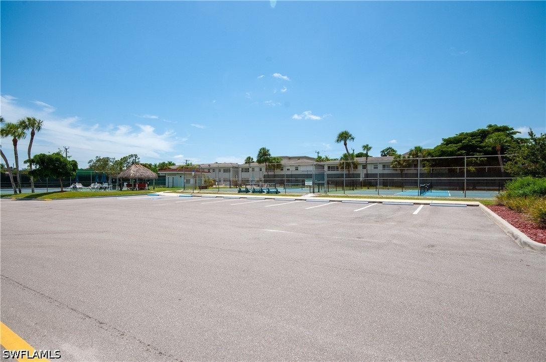 2 Bed Condominium for Sale in Naples, photo 33