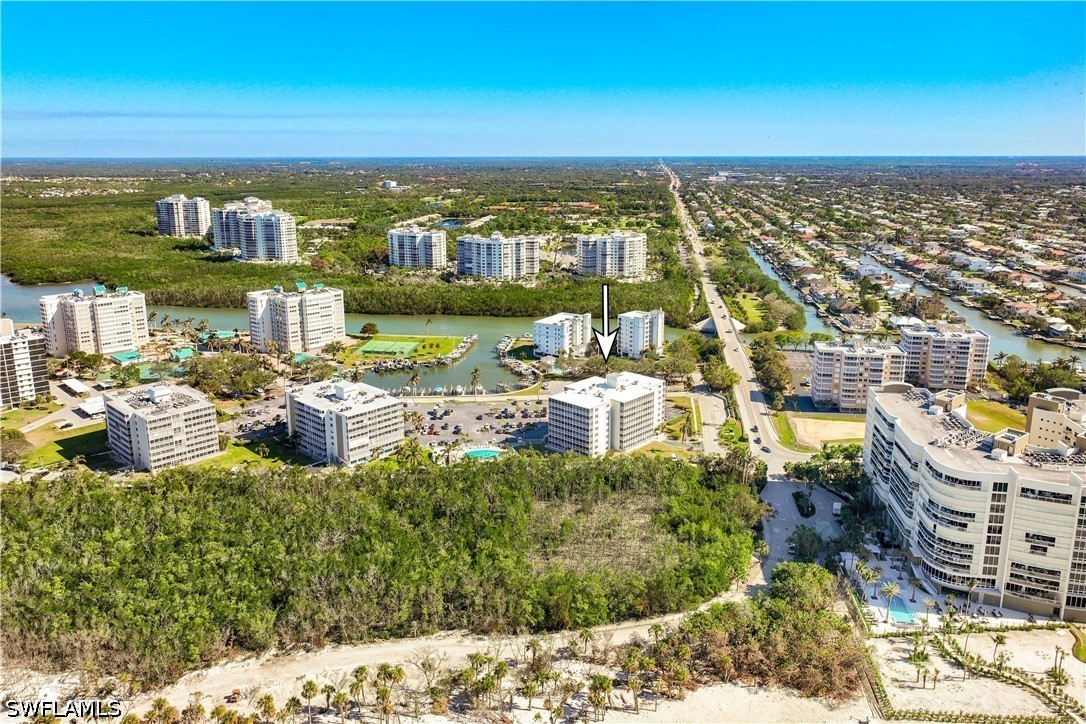 Condominium for Sale in Vanderbilt Towers, photo 33