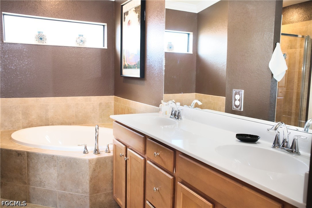2 Bed Waterfront Home for Sale in Palmetto Cove, photo 33