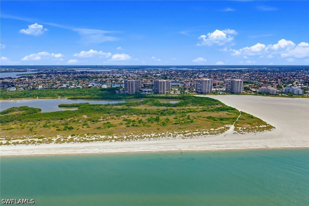 2 Bed Waterfront Home for Sale in Marco Island, photo 33