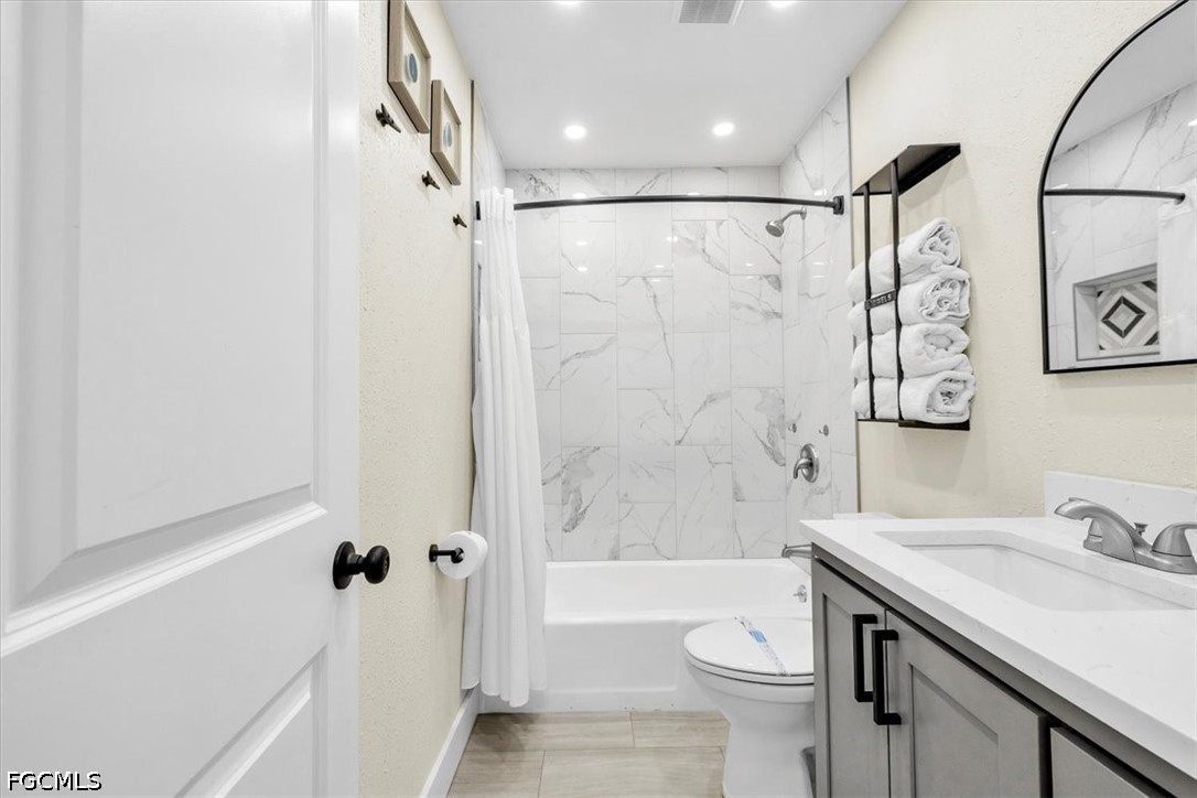 3 Bed Pool Home for Sale in Port Charlotte, photo 33