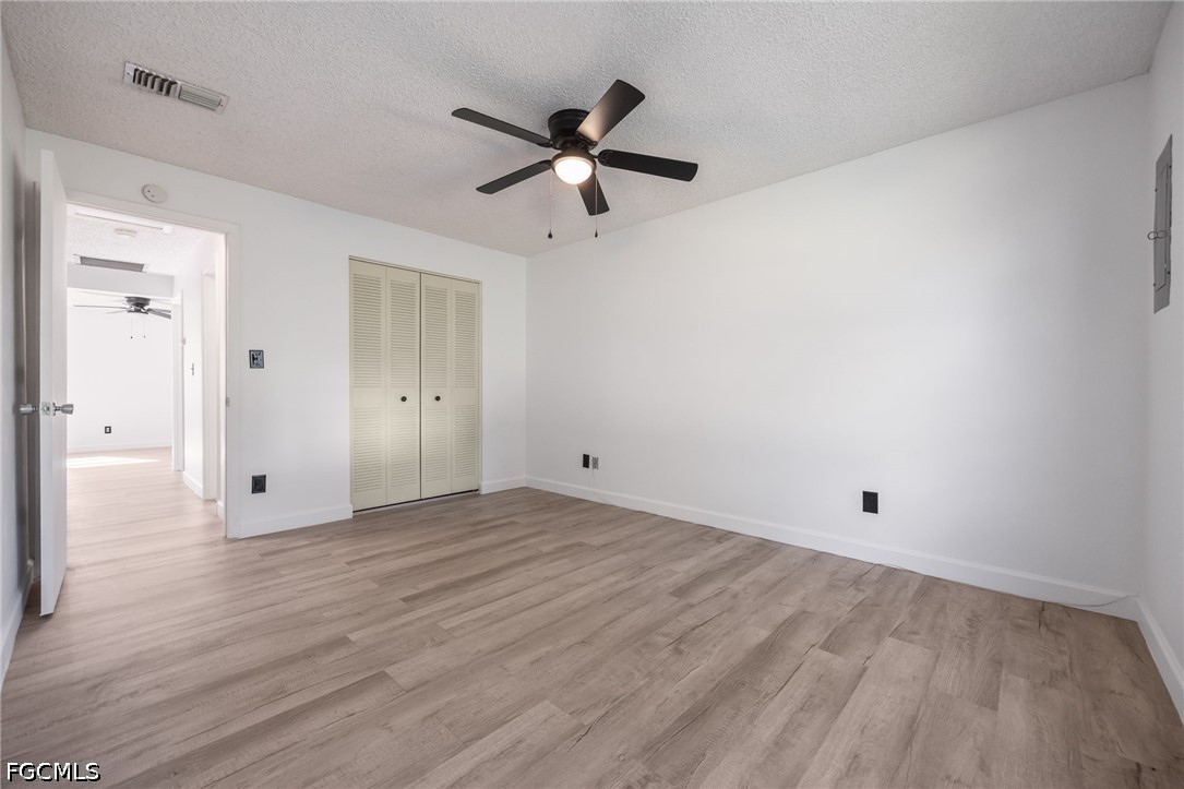 2 Bed Attached for Sale in Pinewood Condominium, photo 33