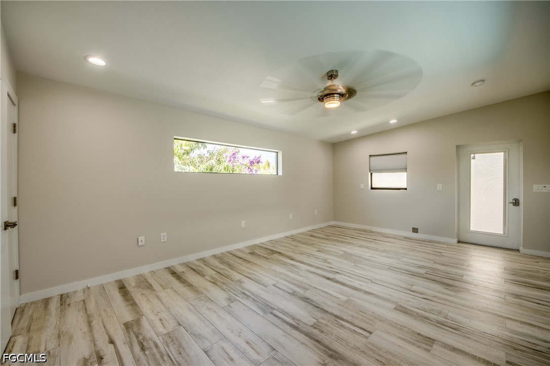 6 Bed Pool Home for Sale in Cape Coral, photo 33