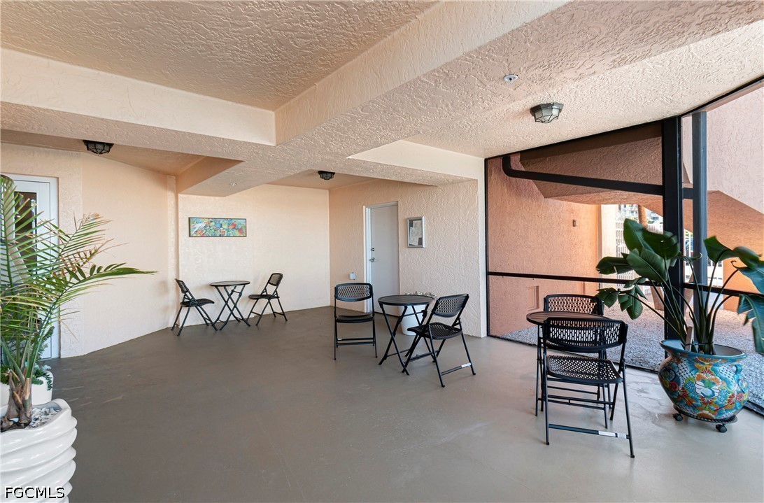 1 Bed Waterfront Home for Sale in Bonita Springs, photo 33