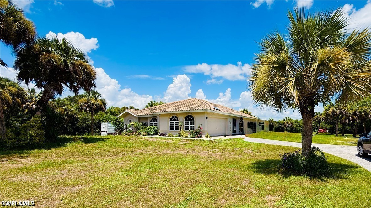 3 Bed Pool Home for Sale in Golden Gate Estates, photo 33