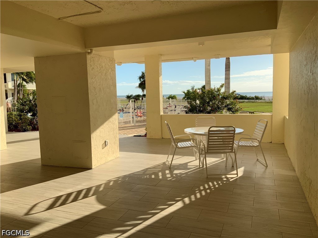 1 Bed Waterfront Home for Sale in Fort Myers Beach, photo 33