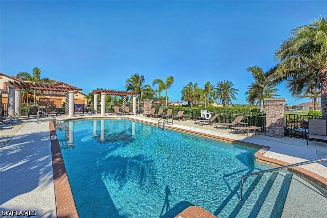 2 Bed Waterfront Home for Sale in Bonita Springs, photo 33