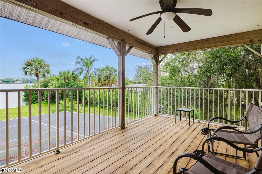 Waterfront Home for Sale in Fort Myers, photo 33