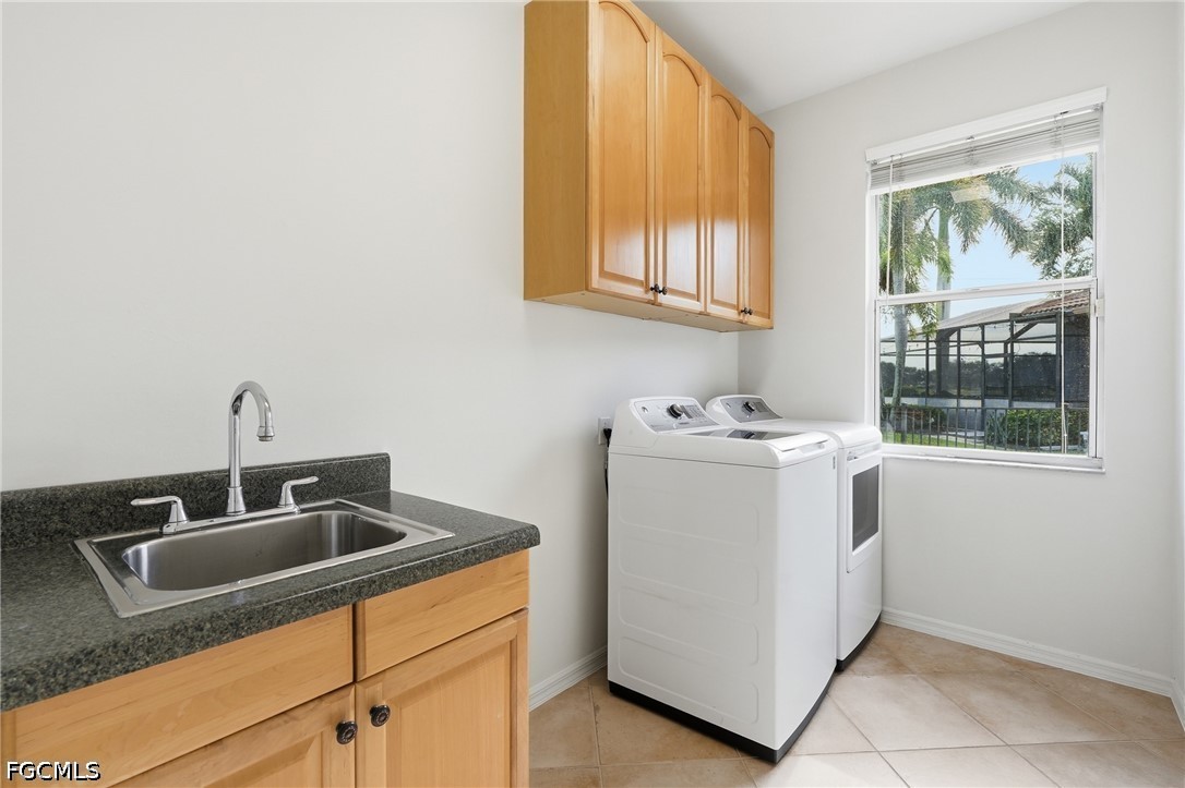 4 Bed Pool Home for Sale in Pinewood Lakes, photo 33