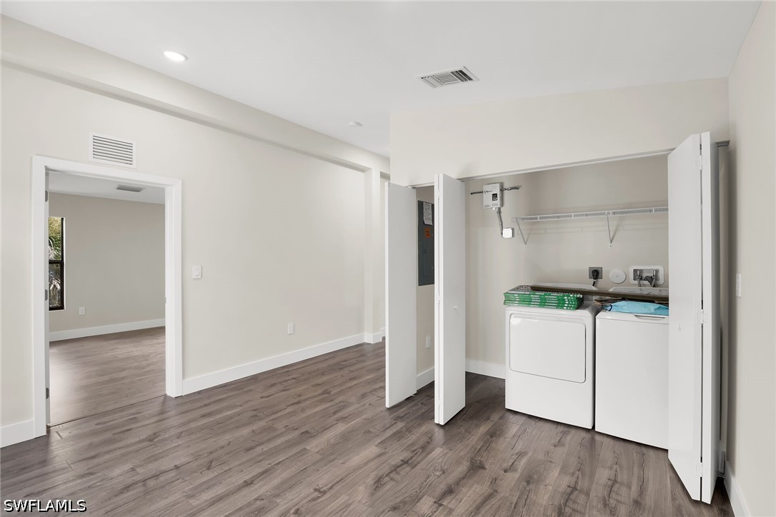 3 Bed SingleFamilyResidence for Sale in Naples, photo 33