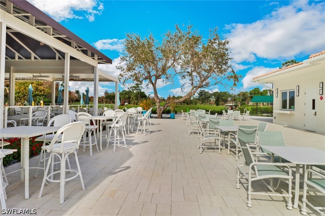 2 Bed SingleFamilyResidence for Sale in Naples, photo 33
