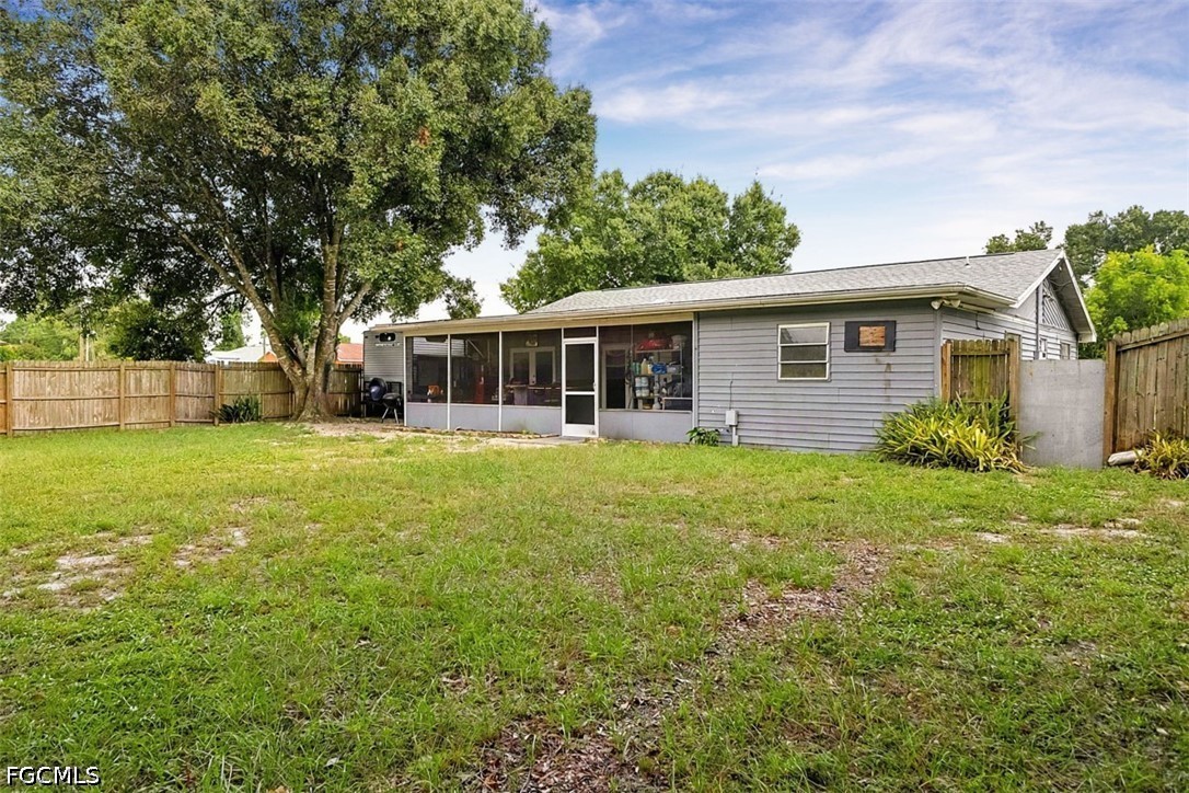 3 Bed SingleFamilyResidence for Sale in Lehigh Acres, photo 33