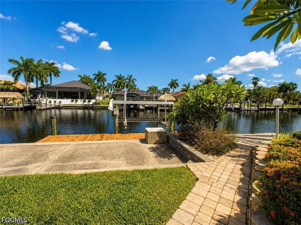 3 Bed Pool Home for Sale in Cape Coral, photo 33