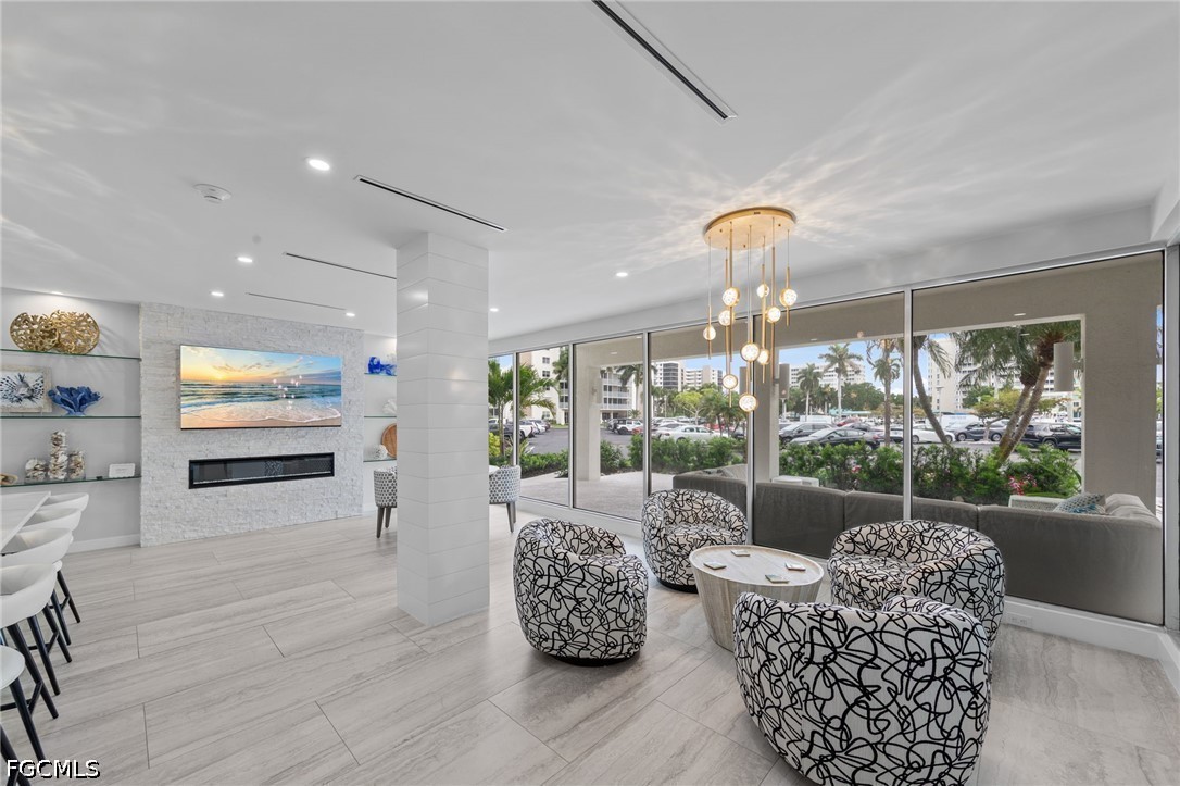Condominium for Sale in Vanderbilt Towers, photo 33