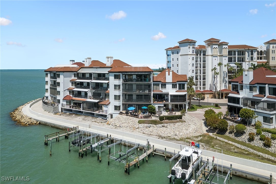 2 Bed Waterfront Home for Sale in La Peninsula, photo 34