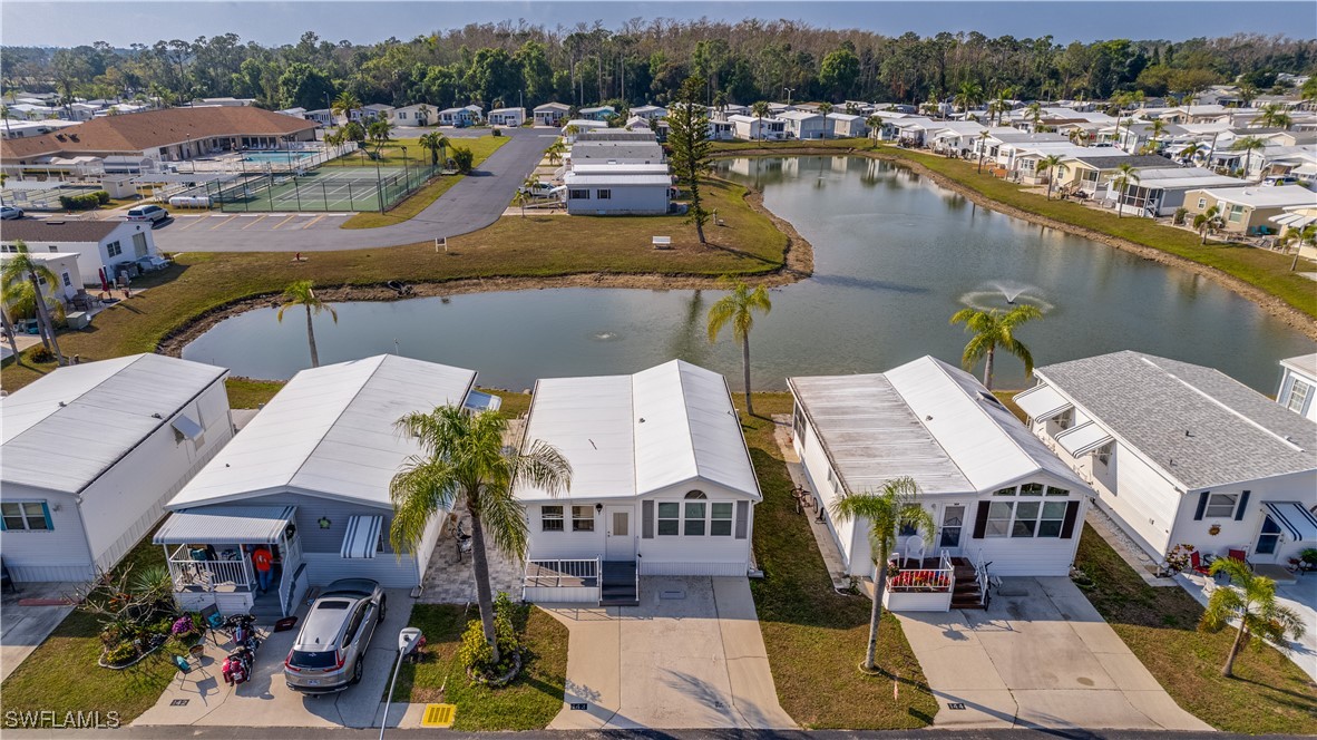 1 Bed Waterfront Home for Sale in North Fort Myers, photo 34