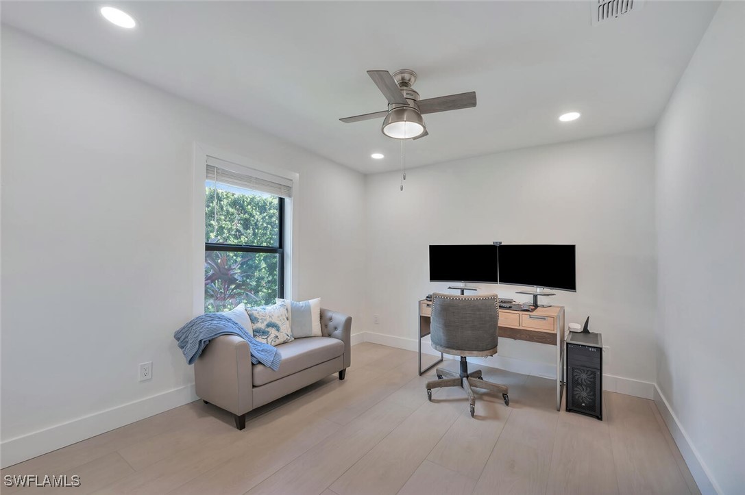 3 Bed Pool Home for Sale in Longshore Lake, photo 34