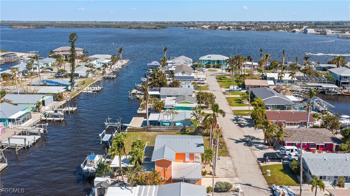 3 Bed Waterfront Home for Sale in Matlacha, photo 34