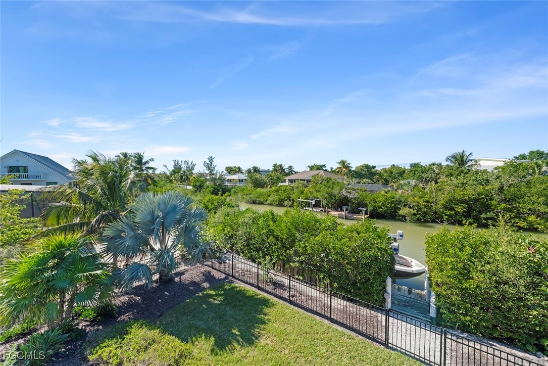 4 Bed Waterfront Home for Sale in Del Sega, photo 34