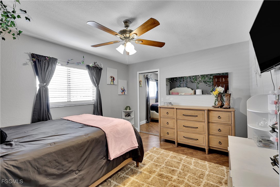 3 Bed SingleFamilyResidence for Sale in Cape Coral, photo 34