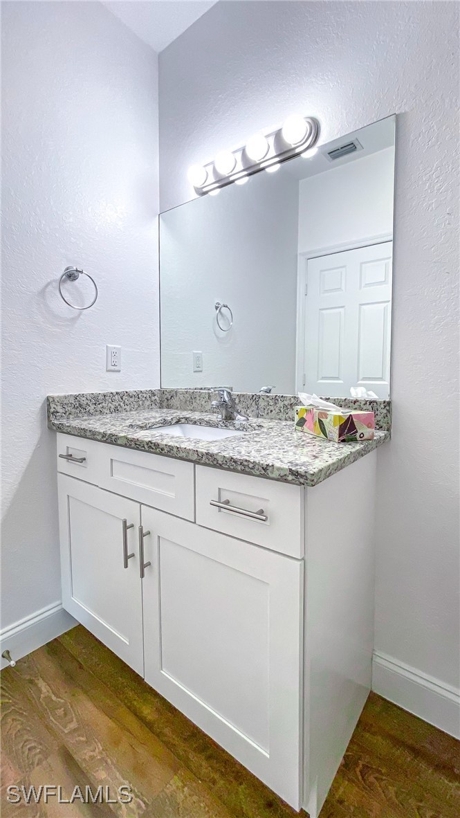 3 Bed SingleFamilyResidence for Sale in Cape Coral, photo 34