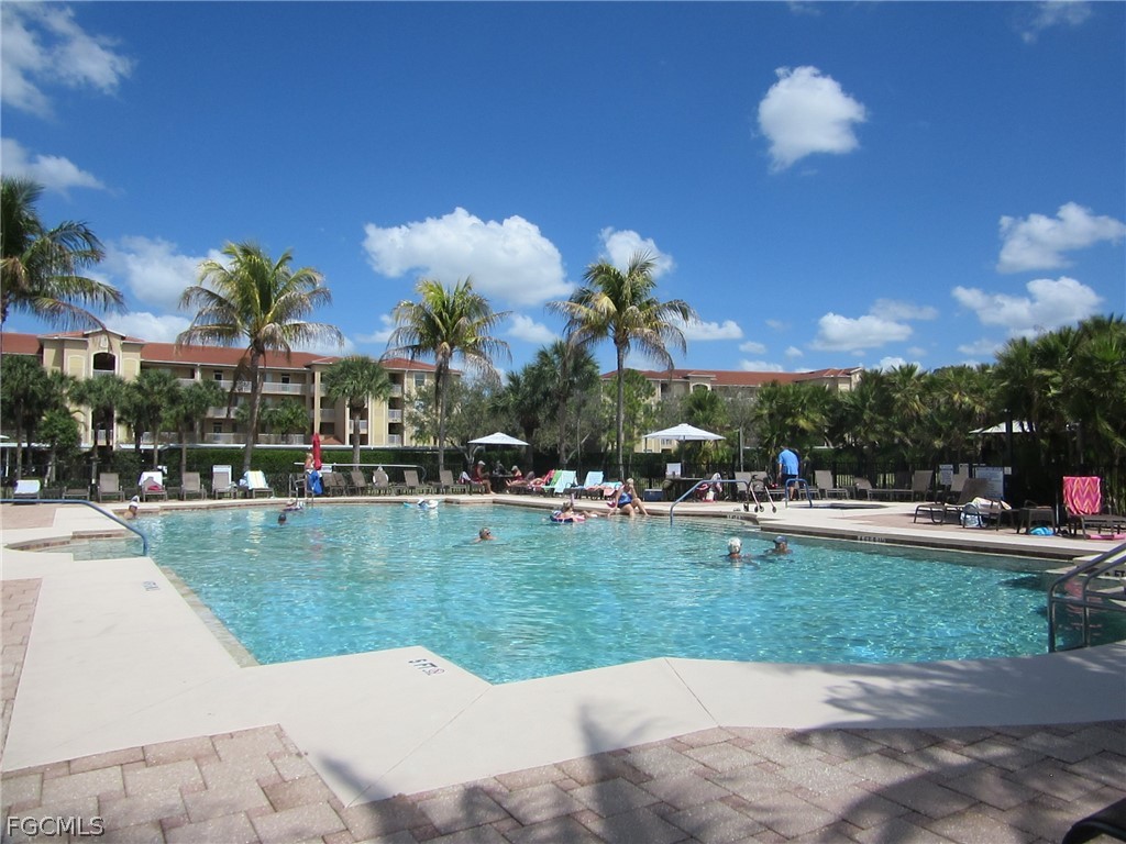 2 Bed Condominium for Sale in Fort Myers, photo 34