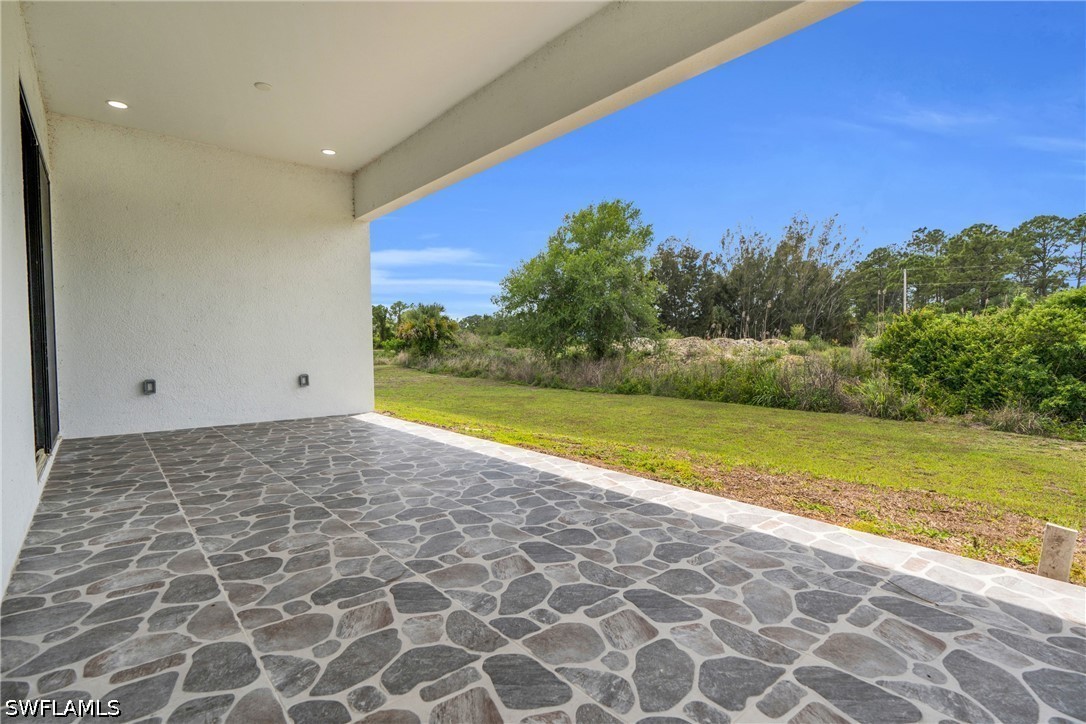 3 Bed SingleFamilyResidence for Sale in Lehigh Acres, photo 34