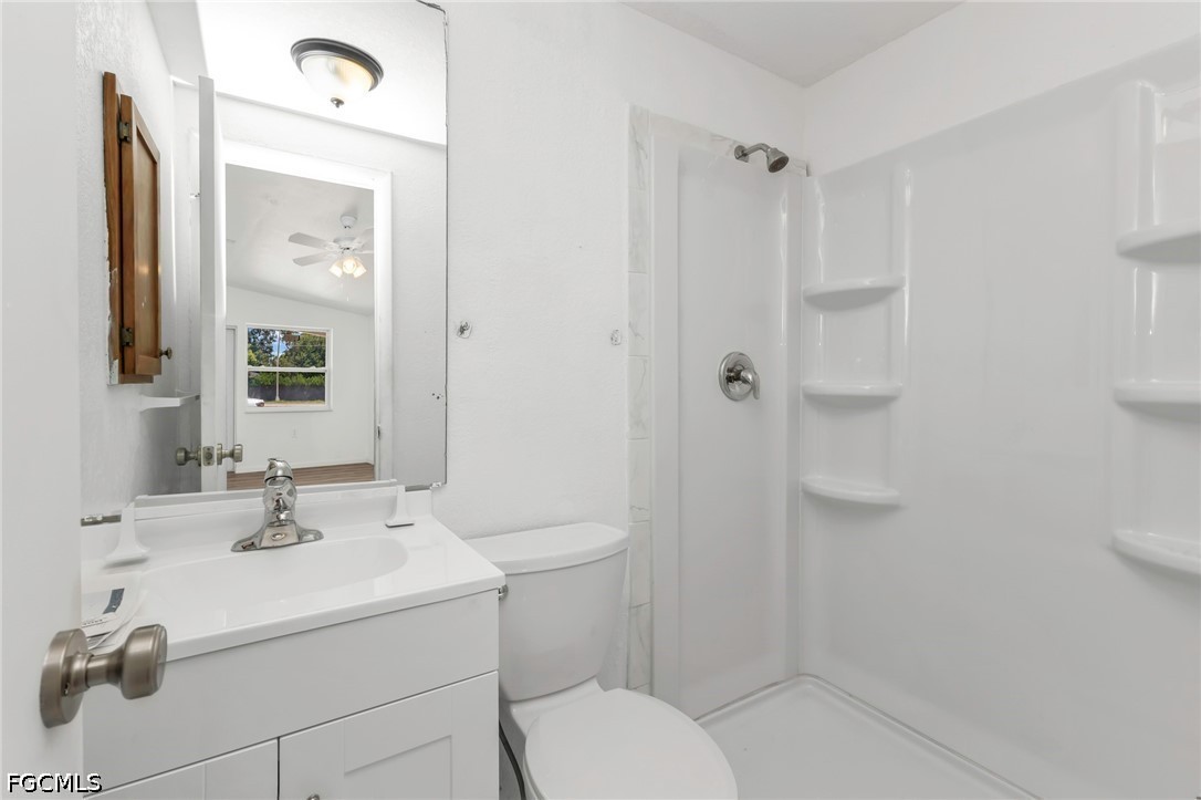3 Bed SingleFamilyResidence for Sale in Port Charlotte, photo 34