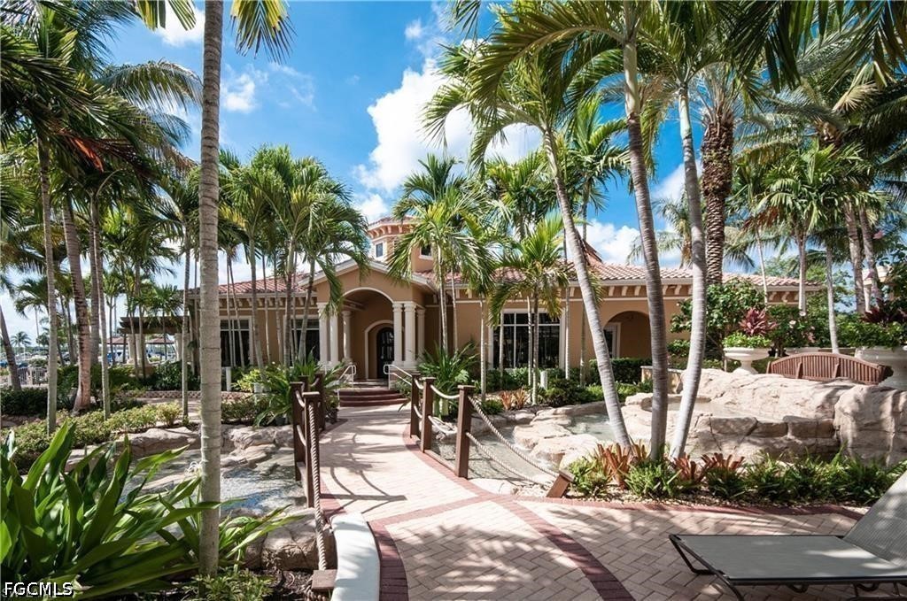 3 Bed Waterfront Home for Sale in Cape Coral, photo 34