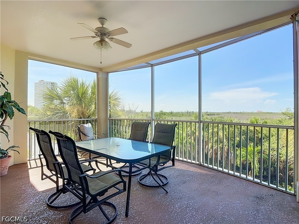 2 Bed Waterfront Home for Sale in Fort Myers, photo 34