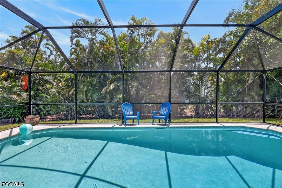 3 Bed Pool Home for Sale in San Carlos Park, photo 34