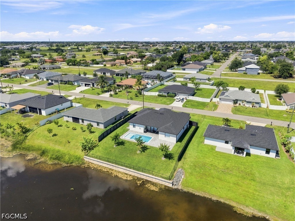 3 Bed Pool Home for Sale in Cape Coral, photo 34
