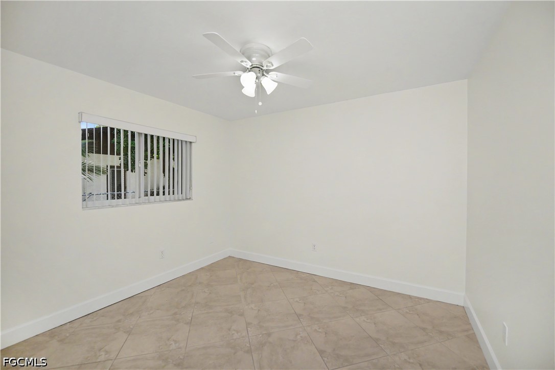 3 Bed SingleFamilyResidence for Sale in Cape Coral, photo 34