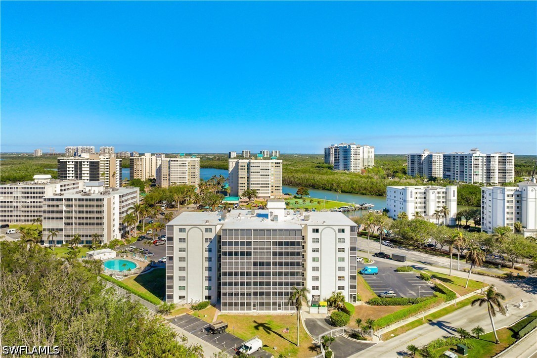 Condominium for Sale in Vanderbilt Towers, photo 34