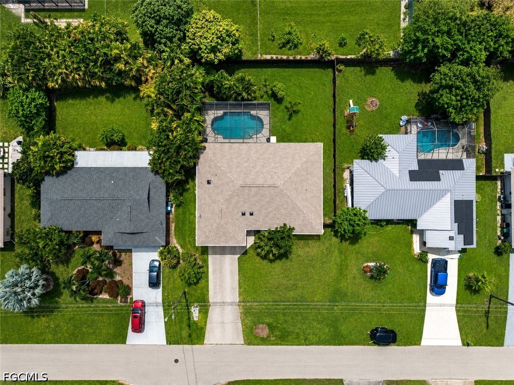 3 Bed Pool Home for Sale in Cape Coral, photo 34