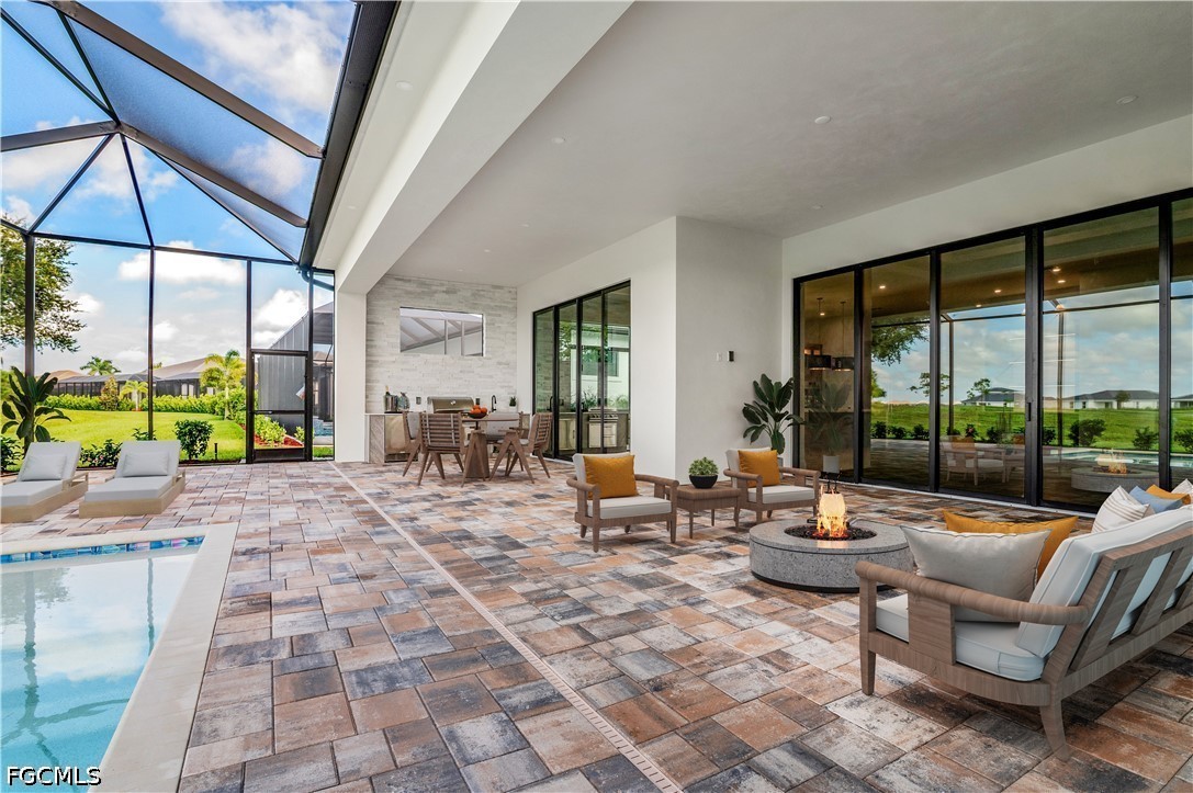 3 Bed Pool Home for Sale in Country Club, photo 34