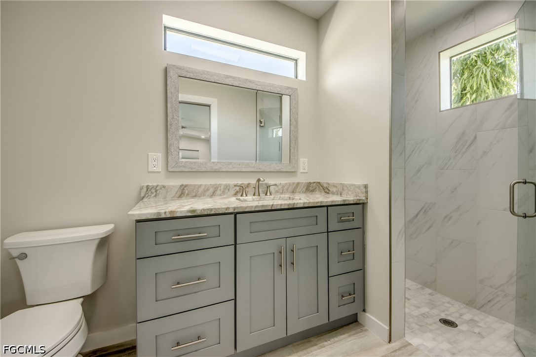 6 Bed Pool Home for Sale in Cape Coral, photo 34