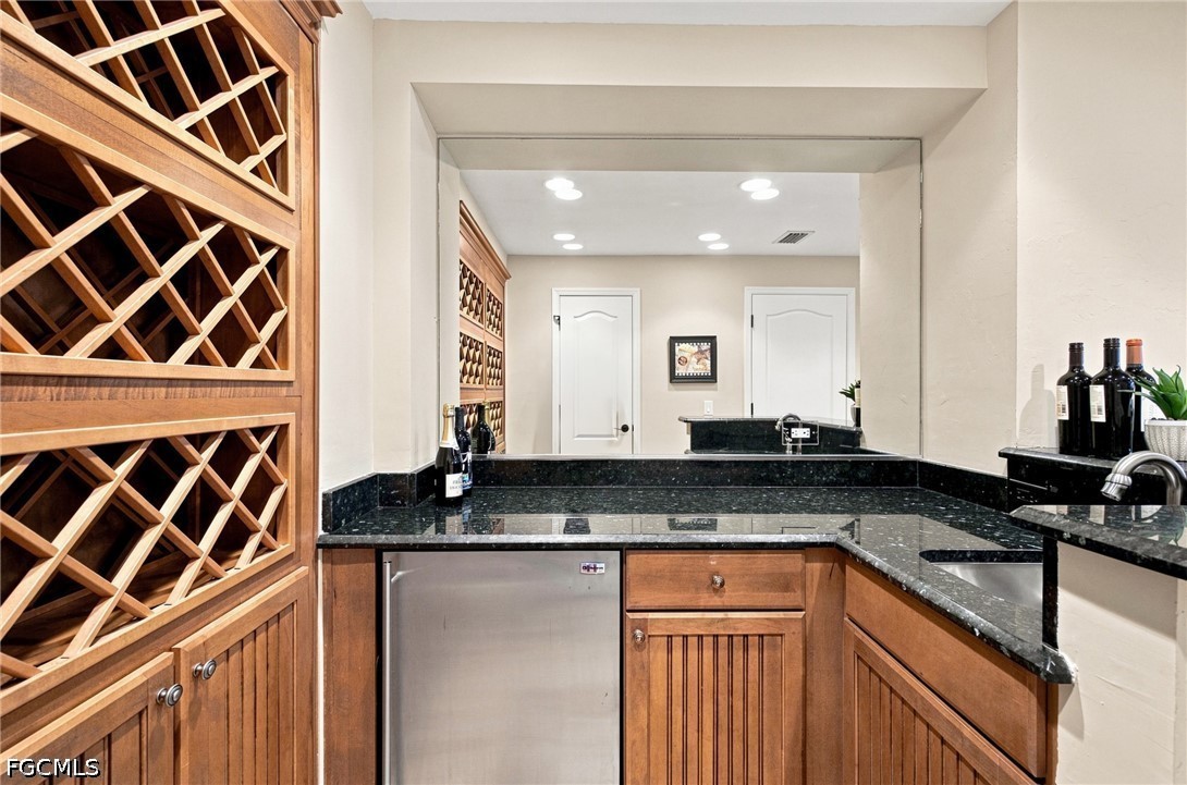 3 Bed Pool Home for Sale in Country Club, photo 34