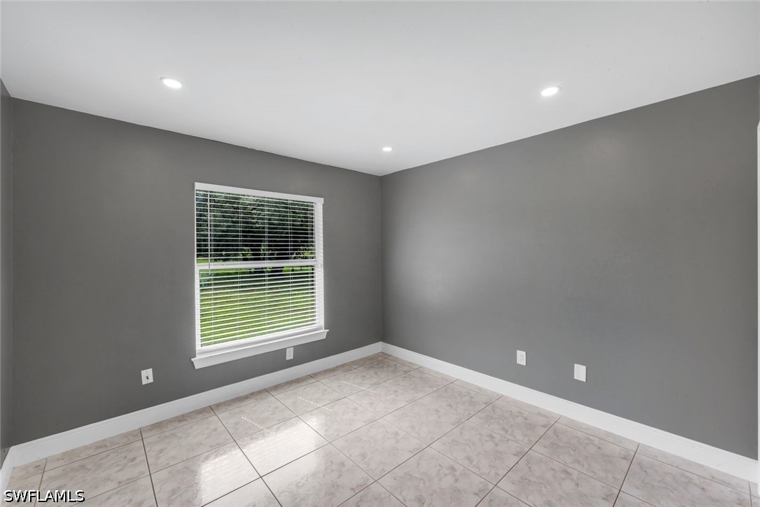 3 Bed Pool Home for Sale in Golden Gate Estates, photo 34