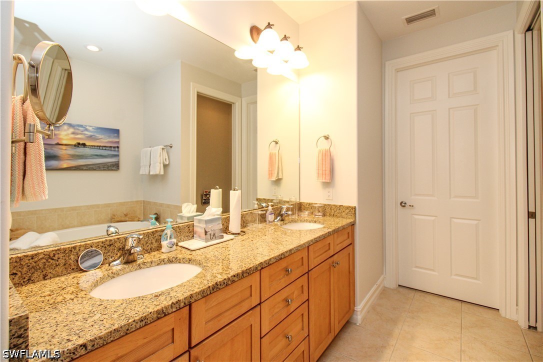 3 Bed Condominium for Sale in Ole, photo 34