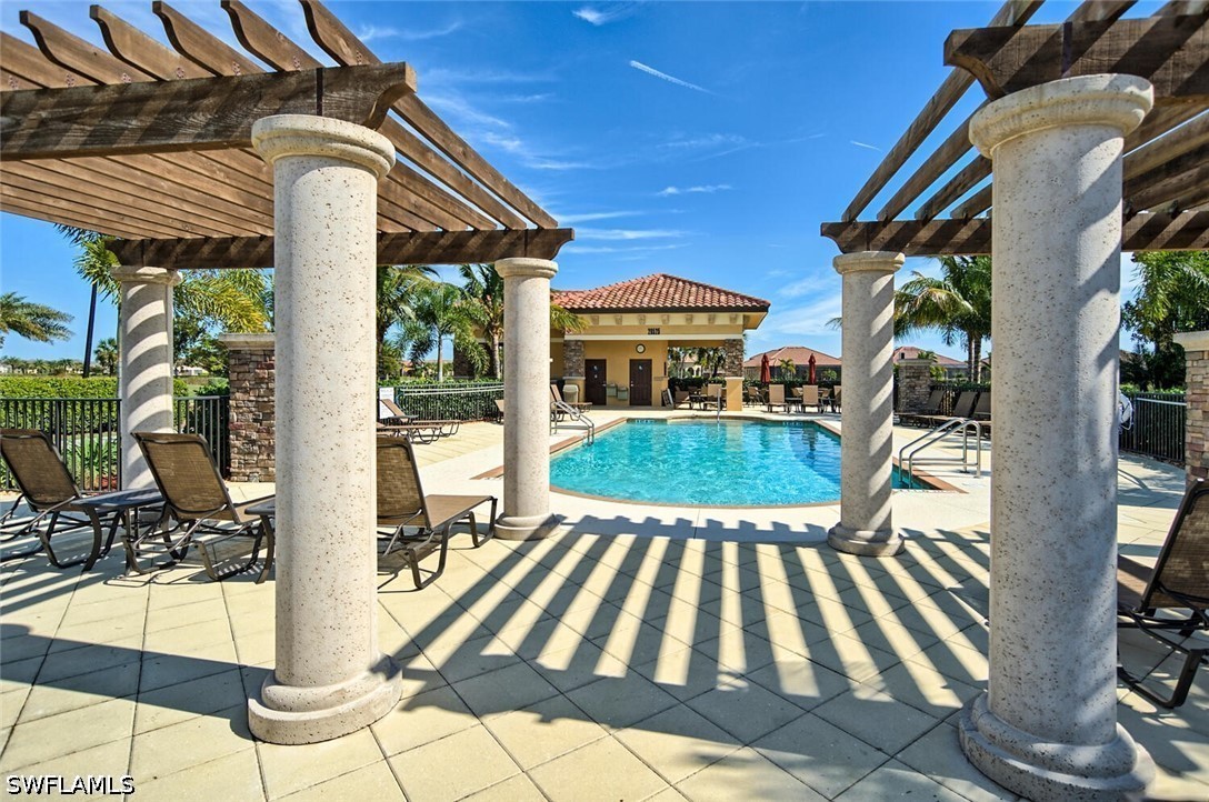 2 Bed Waterfront Home for Sale in Bonita Springs, photo 34