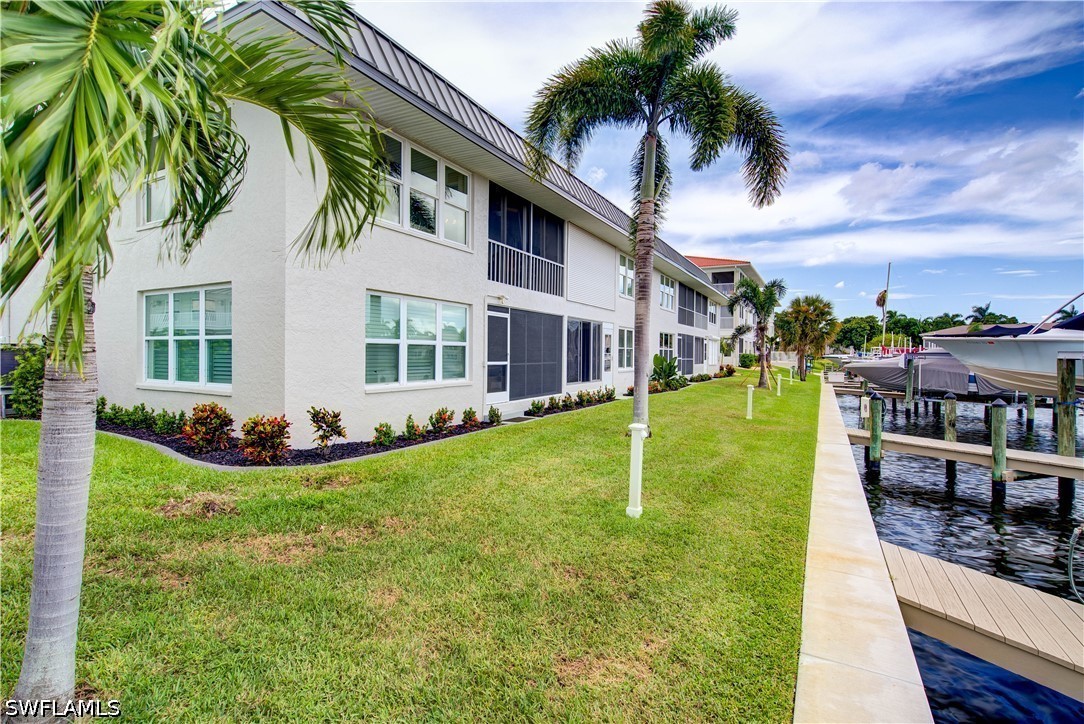 2 Bed Waterfront Home for Sale in Cape Coral, photo 34