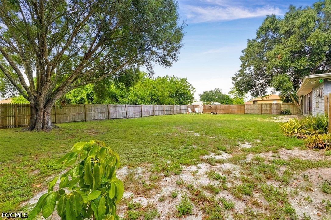 3 Bed SingleFamilyResidence for Sale in Lehigh Acres, photo 34