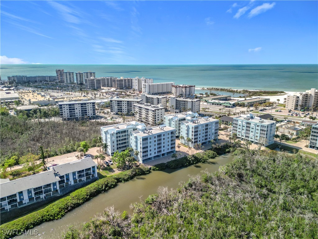 2 Bed Condominium for Sale in Fort Myers Beach, photo 35