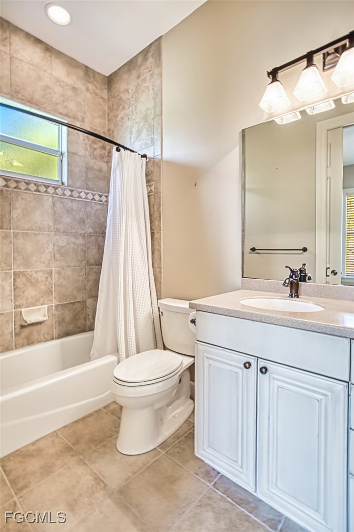 3 Bed Pool Home for Sale in Sanibel Bayous, photo 35