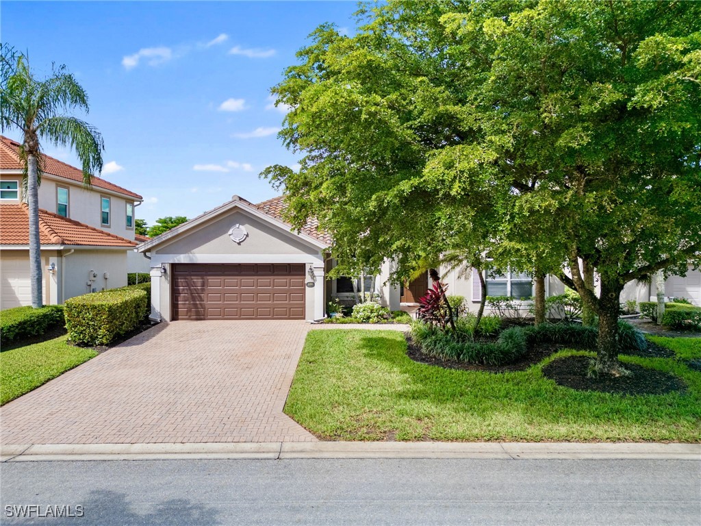 4 Bed SingleFamilyResidence for Sale in Estero, photo 35
